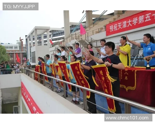 武汉飞盘队的拼搏之路:追寻梦想与团结的力量 武汉飞盘队的拼搏之路:追寻梦想与团结的力量