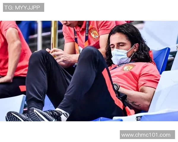 尤文图斯与热那亚激战正酣比赛结果揭晓引发球迷热议