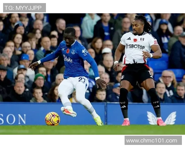 富勒姆与埃弗顿激战成和双方各取一分的精彩对决回顾 富勒姆与埃弗顿激战成和双方各取一分的精彩对决回顾